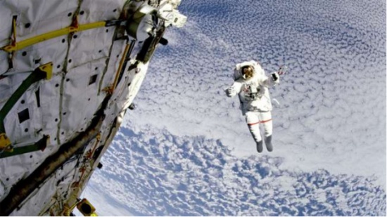 美国宇航员损坏国际空间站的原因是想返回地球