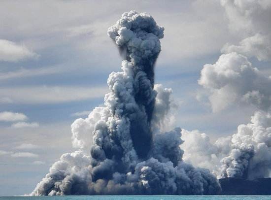 汤加火山爆发威力约千颗原子弹爆炸