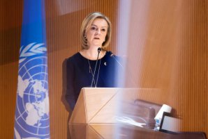 英国外交大臣利兹·特拉斯称要加快对俄罗斯的制裁