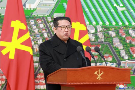 金正恩说 朝鲜将完善加强战略力量“强大的打击能力