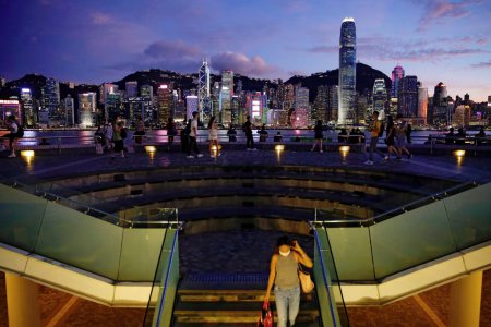 香港特区政府“强烈反对”英国和美国关于香港的荒