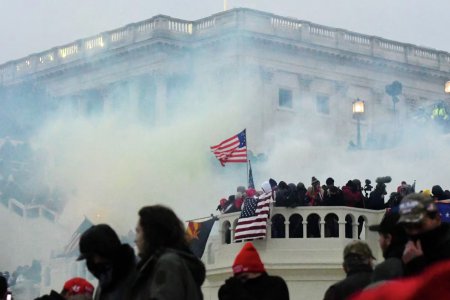 美国国会大厦暴动被告被无罪释放