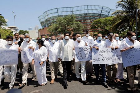 斯里兰卡反对派威胁不信任动议