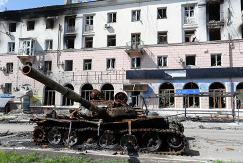 马里乌波尔钢铁厂围攻结束 俄军在乌克兰的顿巴斯取