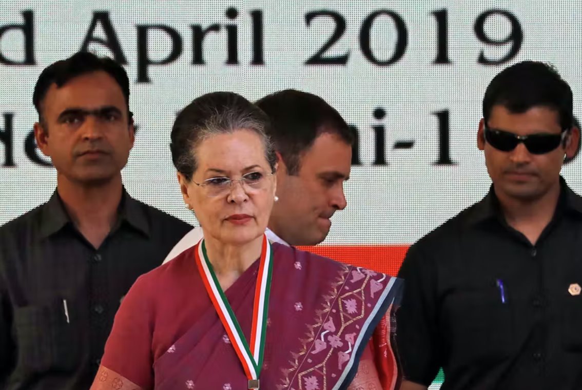 印度反对党领袖索尼娅·甘地确诊新冠病毒住院