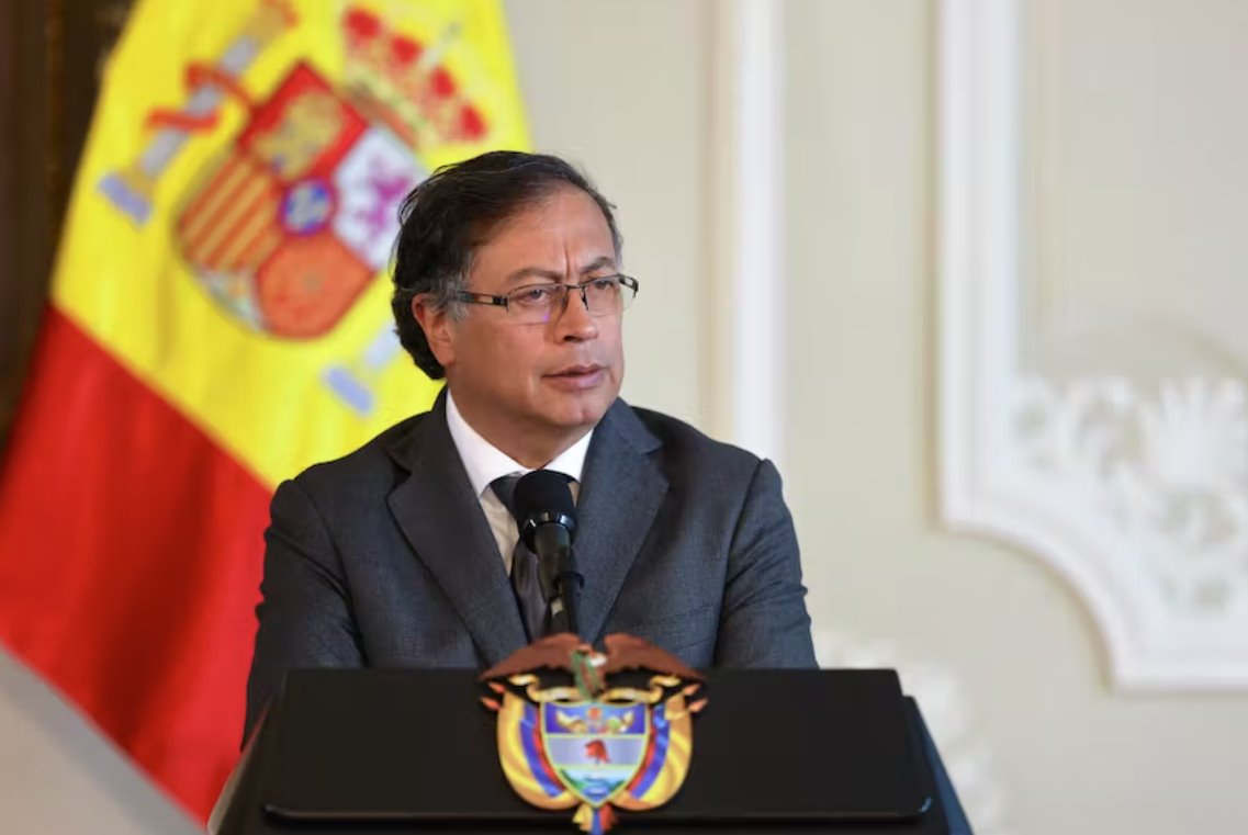 哥伦比亚总统提议对非法武装团体进行多边停火