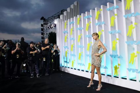 Taylor Swift演唱会门票停售 理由是需求量大