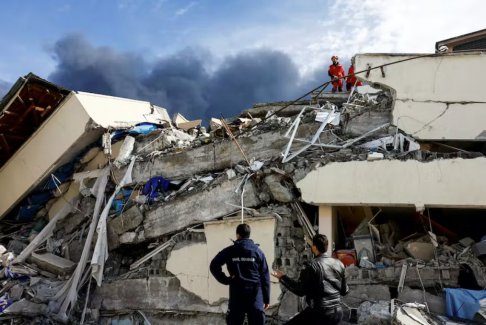 土耳其禁止裁员 为地震灾区提供工资支持