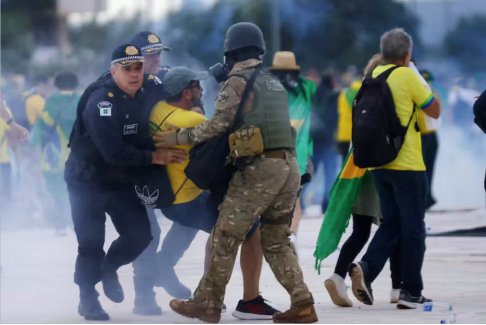 巴西国防部长表示1月8日的骚乱将“永远不会再发生”