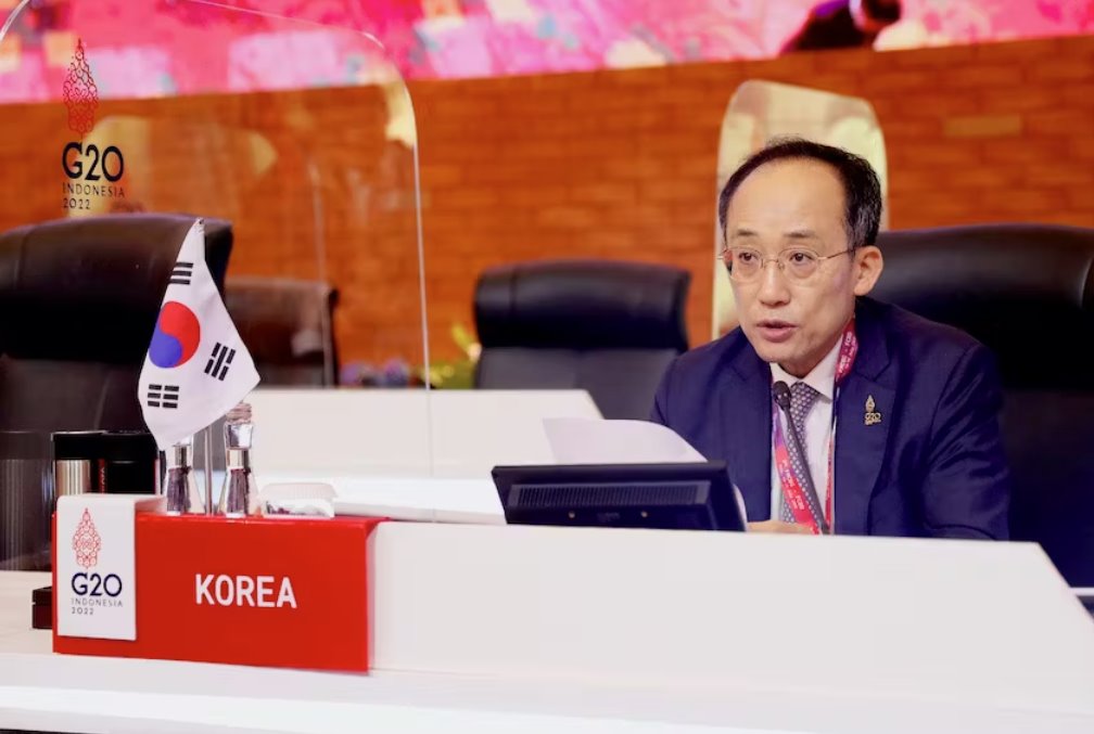 韩国财长：韩日中合作更重要 世界经济处于拐点