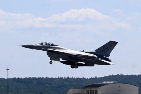 俄罗斯称军机在叙利亚上空暴露于联军F-16制导系统