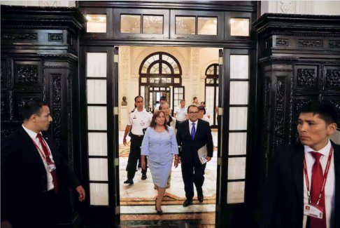 秘鲁总统六个月内第二次改组内阁