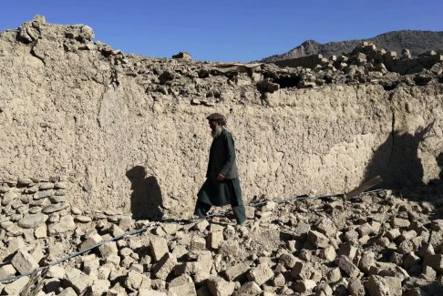 阿富汗多年来发生的严重地震
