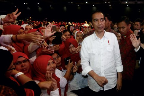 印度尼西亚执政党总统候选人宣布竞选搭档