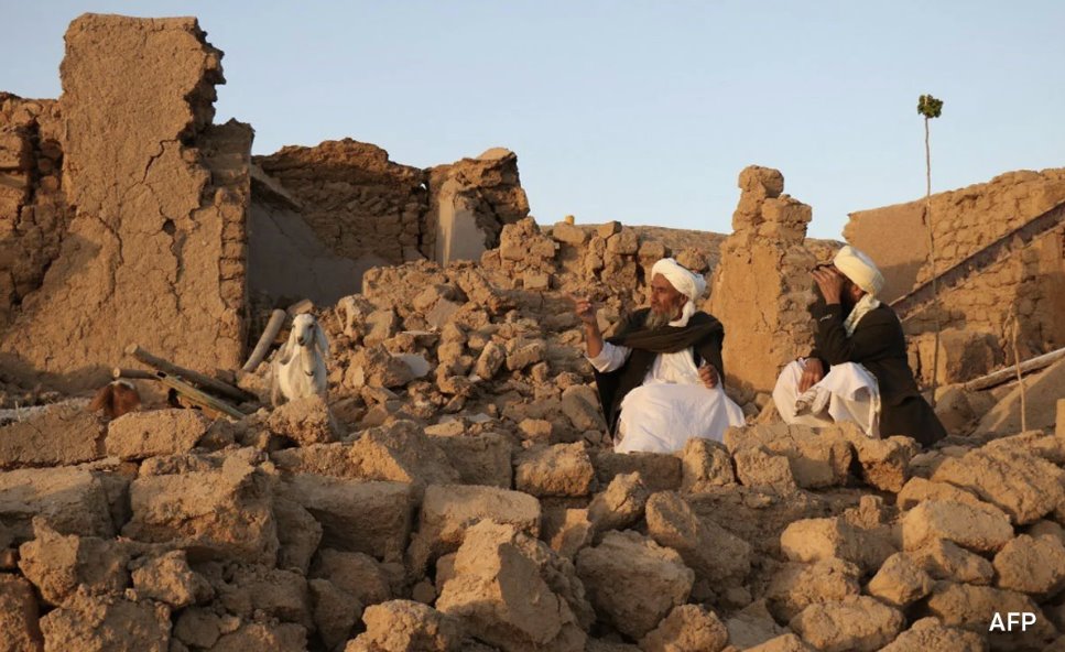 阿富汗地震已致超过1000人死亡
