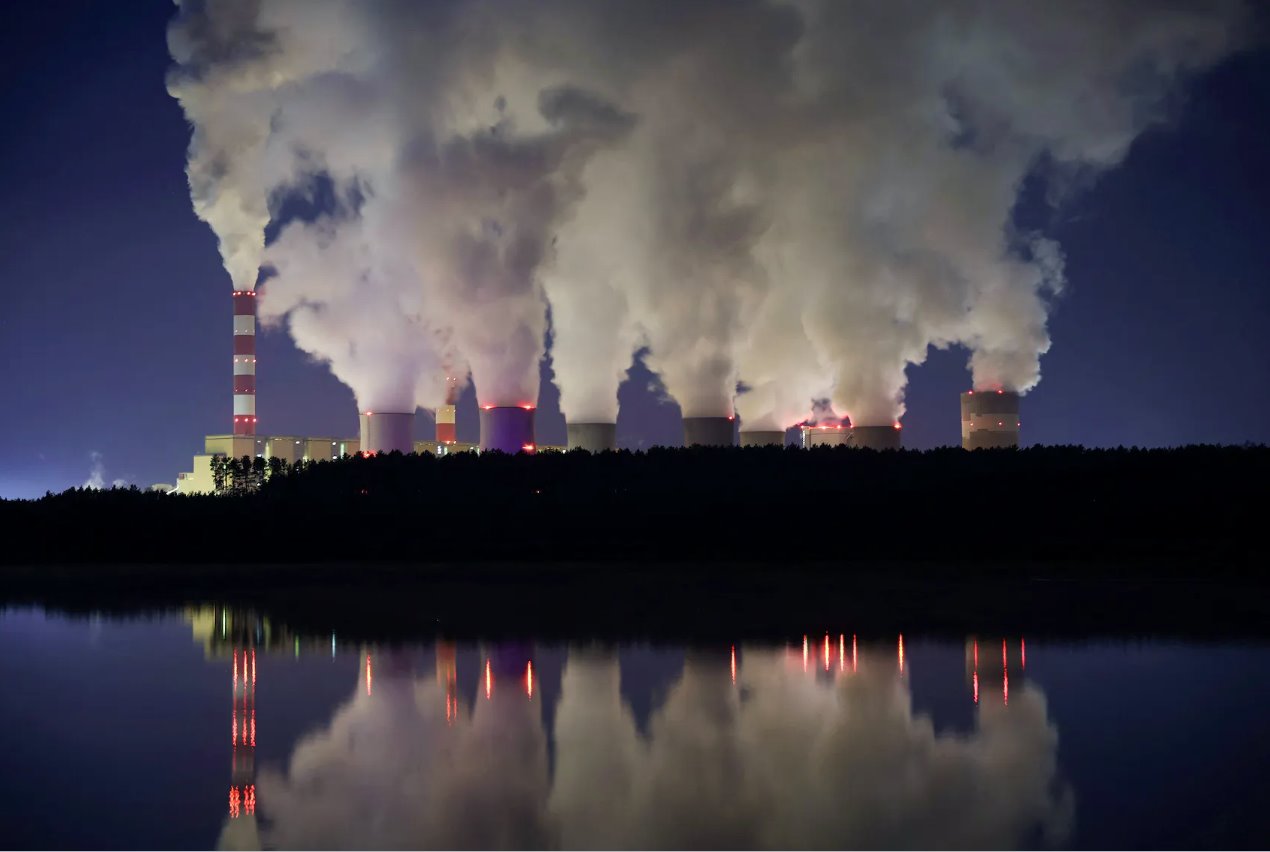 2023年11月22日，位于波兰罗戈维茨的Belchatow欧洲最大的褐煤燃煤发电厂，由波兰公用事业公司PGE运营。