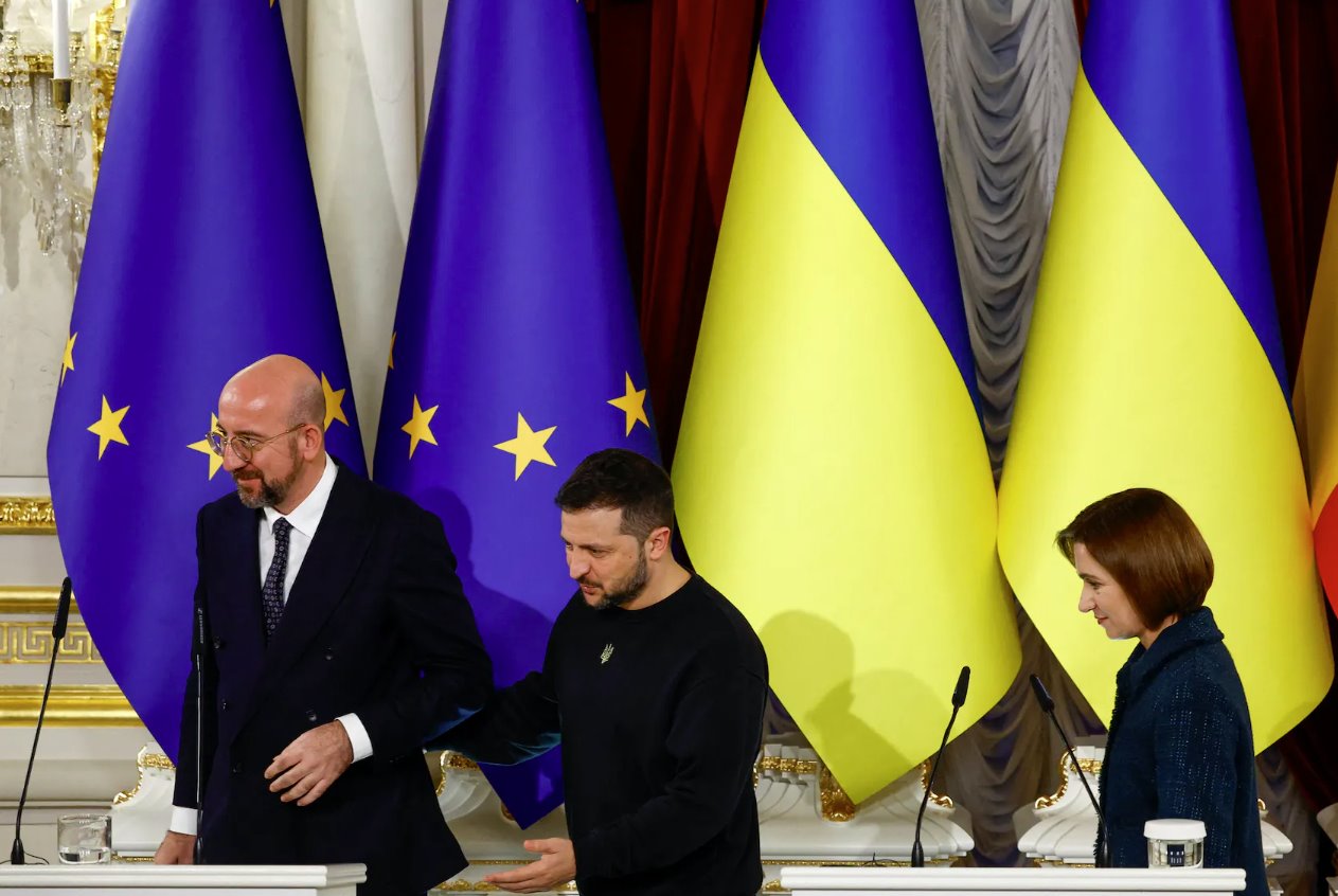 乌克兰基辅，乌克兰总统泽连斯基、摩尔多瓦总统马亚·桑杜和欧洲理事会主席查尔斯·米歇尔在新闻发布会