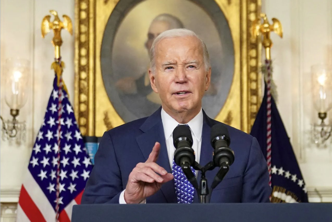 美国总统乔·拜登于2024年2月8日在美国华盛顿白宫发表讲话。