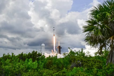 NASA和SpaceX将国际宇航员送往空间站