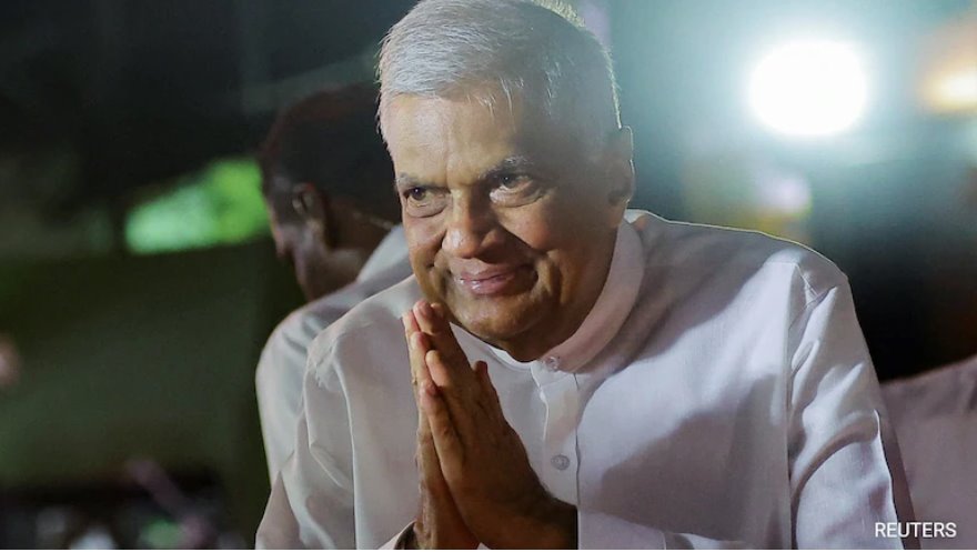 斯里兰卡前总统拉尼尔·维克勒马辛哈因涉嫌挪用资金被捕