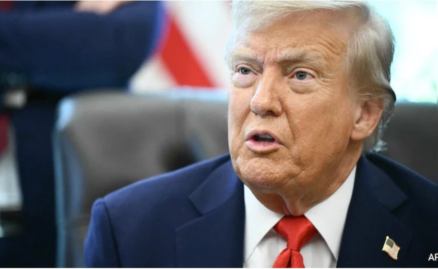 特朗普表示，如果普京未能同意乌克兰停火，他准备对俄罗斯实施制裁。