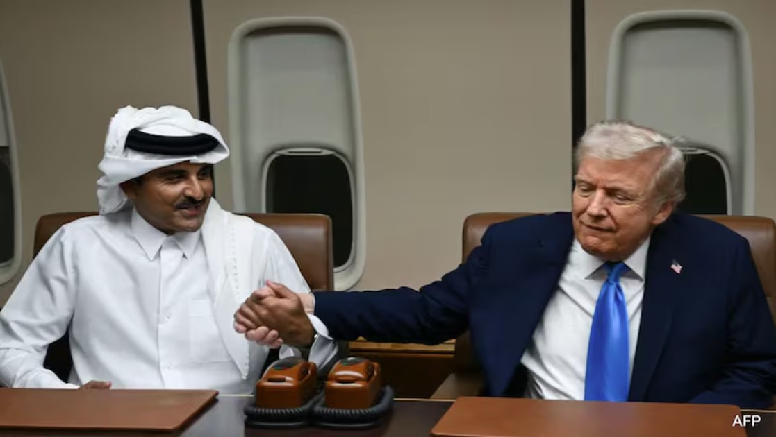 “世界之友”:特朗普在空军一号接待卡塔尔埃米尔