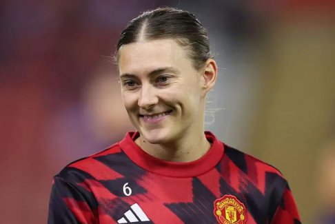 曼联后卫布伦德尔希望激励更多女运动员