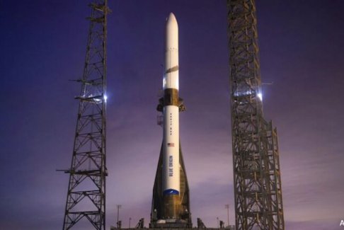 杰夫·贝索斯的蓝色起源公司因太空天气影响推迟火