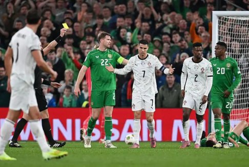 C罗吃到红牌后会被禁止参加世界杯吗？