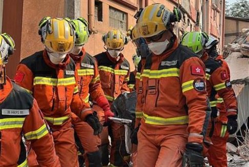 香港火灾44人遇难 3人涉误杀被捕