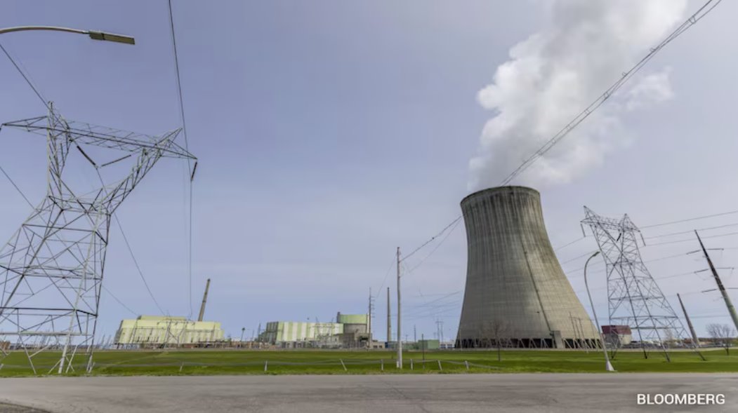 纽约州斯克里巴核电站的冷却塔