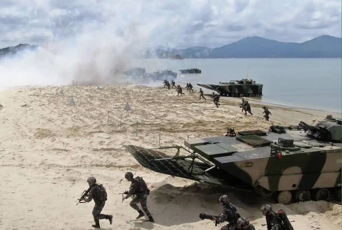 东部战区发布抢滩利器高清画面