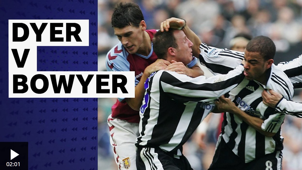 盖耶被红牌罚下后,十人应战的埃弗顿爆冷击败曼联。