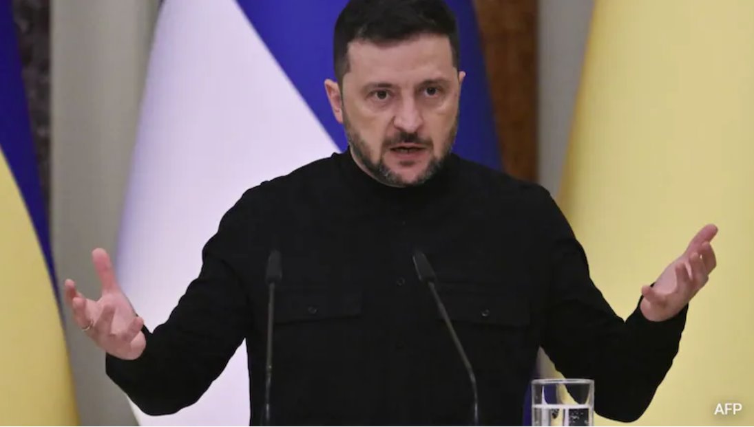 泽连斯基说:“这份文件的原则可以扩展到更深入的协议中。”