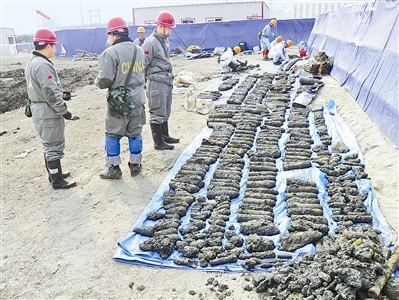 中方严肃敦促日方加快处理遗弃化武