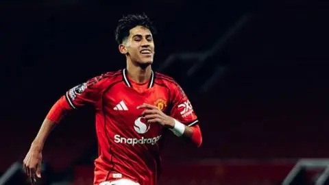 15岁的加布里埃尔是力图保持曼联87年纪录的球员之一