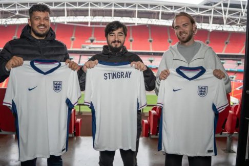 萨顿英超预测VS嘉宾英格兰电竞明星丹尼尔·黄貂鱼