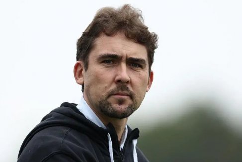 伦敦城女足解雇主教练普雷彻