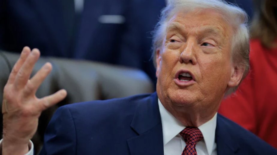 该决议称,特朗普对印度征收50%的关税是“非法的”,并且对美国工人有害。