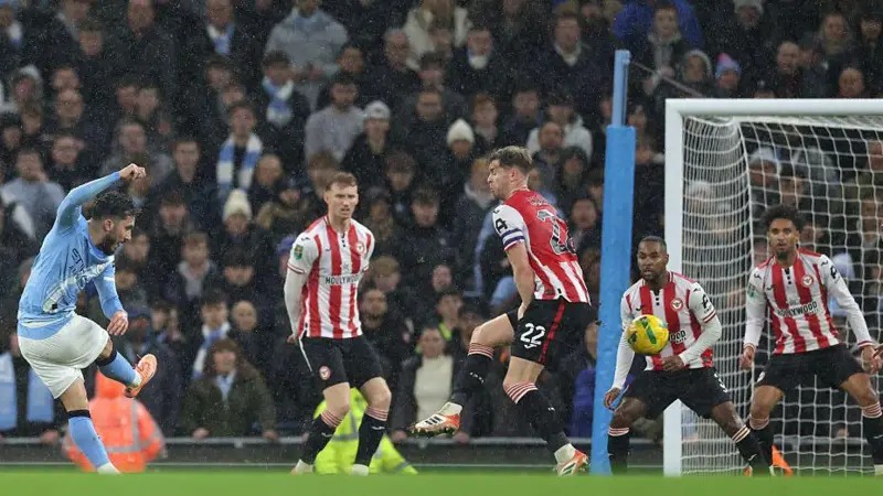 拉扬&middot;切尔基为曼城进球