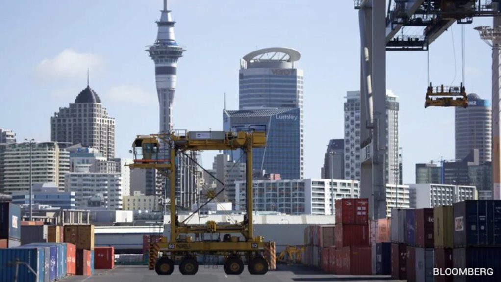 卢克森将与印度签署自由贸易协定列为他政府的主要目标之一