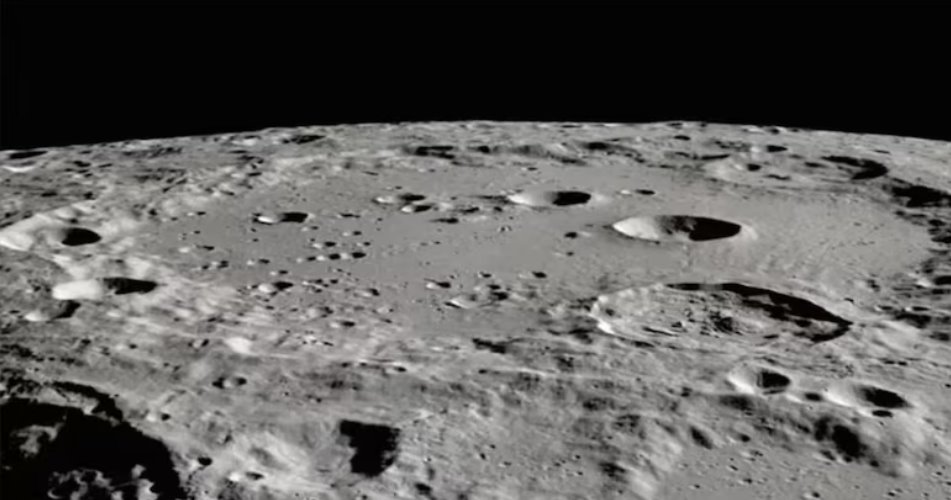 俄罗斯航天局表示,该工厂的目的是为俄罗斯的登月计划提供动力。