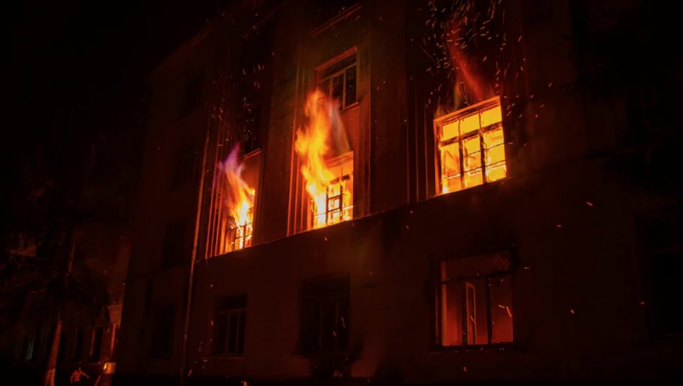 印尼一家养老院发生火灾造成16人死亡