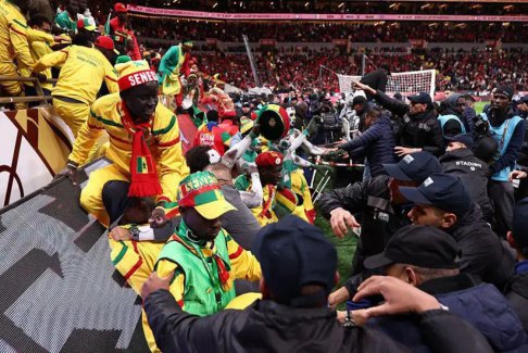 混乱破坏了非洲杯塞内加尔的胜利