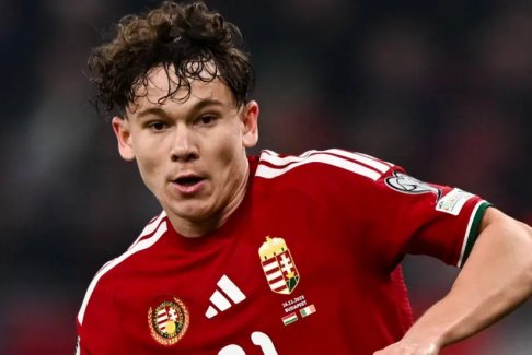 伯恩茅斯以1040万英镑签下中场球员托特