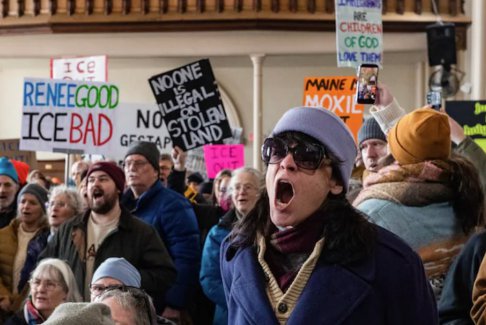 美国移民通常不会给官员开门 以后可能不再奏效
