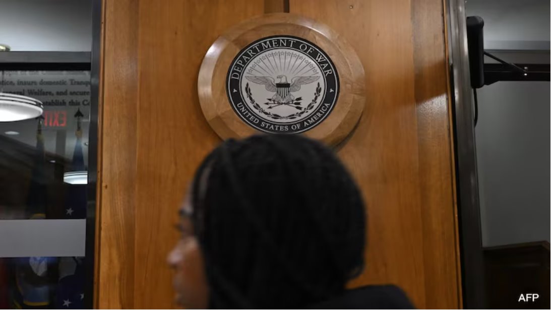 如果国会通过立法正式更改战争部的名称，成本可能会进一步上升。