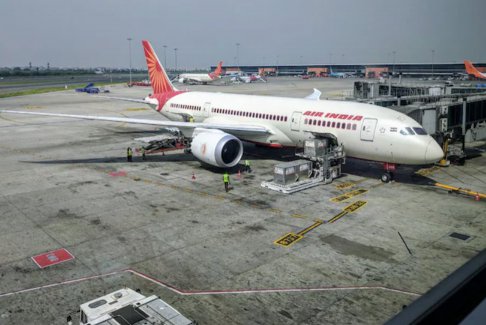 印度航空重新检查波音梦想客机燃油控制开关