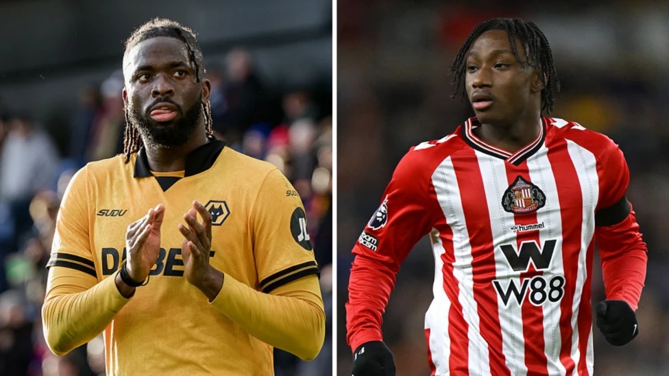 托卢&middot;阿罗科达雷（左）和罗曼&middot;蒙德尔在周日的英超联赛比赛后遭到辱骂