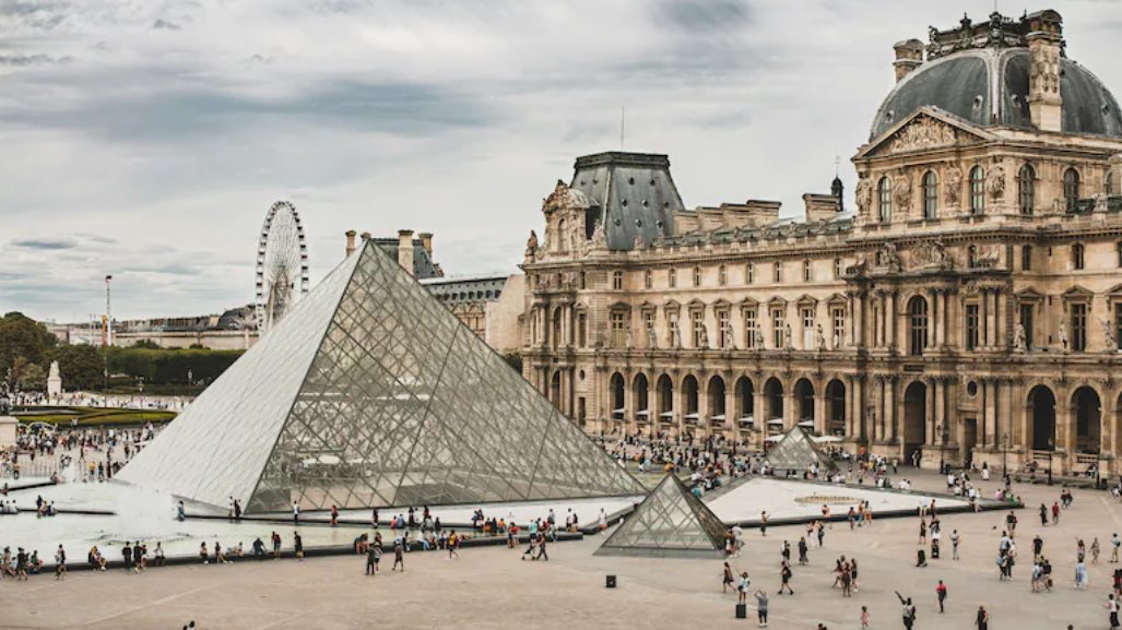 2021年，德斯&middot;卡尔斯被任命为卢浮宫馆长，这是博物馆界最负盛名的职位之一。